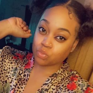 Meet your Posher, June